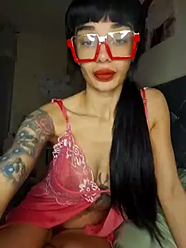 Snapshot of LucyMiax chatting on 02.24.26 LucyMiax online show from 02.24.26