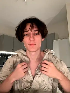 Snapshot of KristianGray chatting on 10.15.25 KristianGray online show from 10.15.25