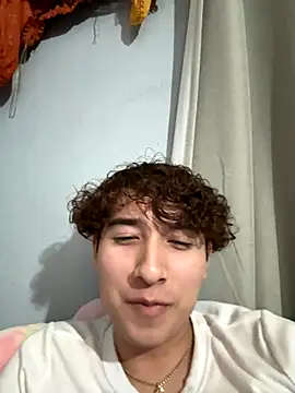 FresitAlexit0 online show from 11.10.25