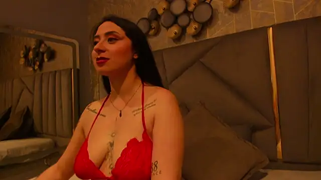 JuliethCruz  online show from 03.28.26