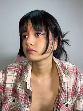 AnaisXoXo online show from 12.19.25