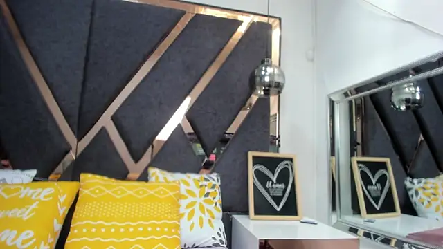 CuteIrina online show from 10.17.25