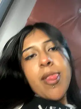 Alicia Sanz online show from 10.28.25