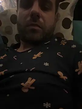 Snapshot of AndyLynn chatting on 10.16.25 AndyLynn online show from 10.16.25
