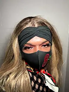 sissy diorcd online show from 11.18.25