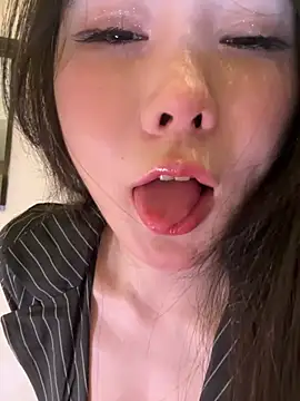 Snapshot of anqi6376 chatting on 06.01.26 anqi6376 online show from 06.01.26
