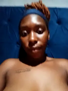 sexysmalldaily04 online show from 11.10.25