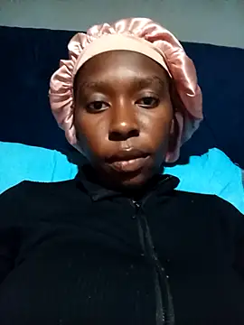 sexysmalldaily04 online show from 11.28.25