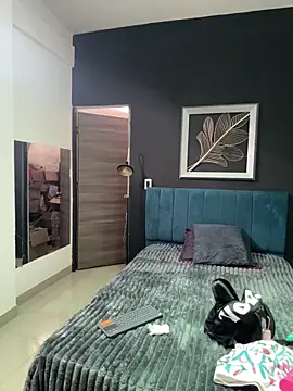 valentina herrrera online show from 04.06.26