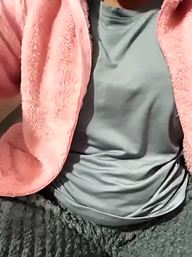 Anshika1431 online show from 12.17.25