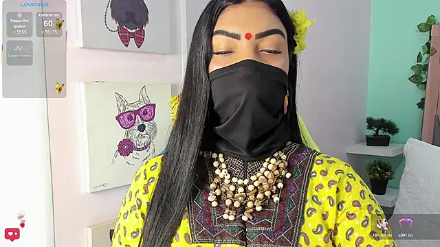 Iniya Parul online show from 04.21.26