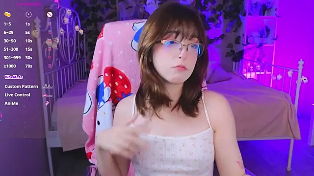 Soffi Toffi online show from 10.28.25