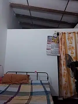 Kavee Girl0 online show from 10.30.25