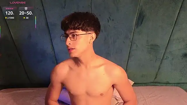 Aaron Eze online show from 02.15.26