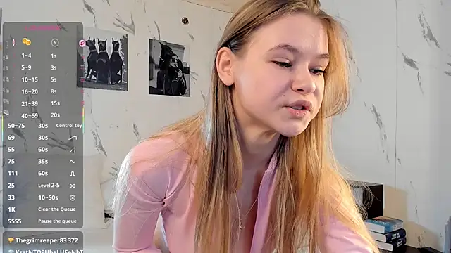 SophieRayne online show from 02.05.26