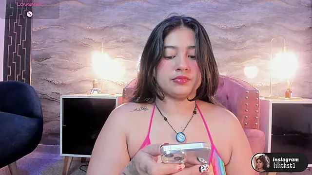 lilithst  online show from 11.13.25