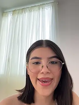 Julietalcl online show from 10.21.25