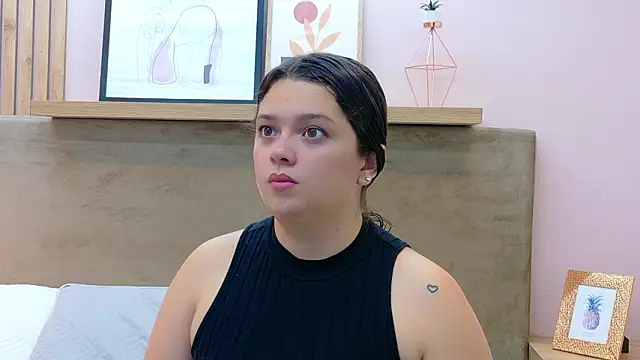 Tessa Stone online show from 02.12.26