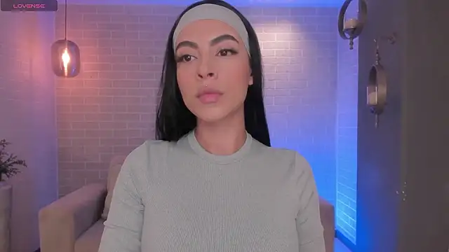 ChristineFord  online show from 03.12.26