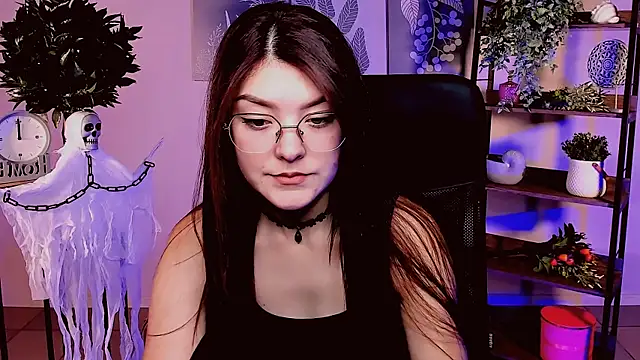 AnaSteisher online show from 10.23.25