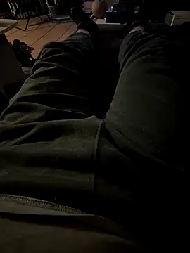 Snapshot of michindm chatting on 11.01.25 michindm online show from 11.01.25