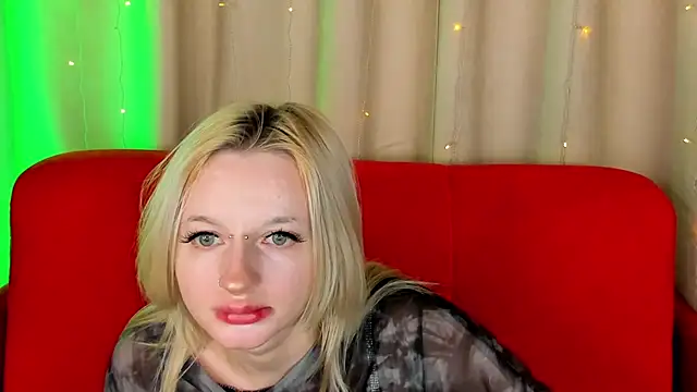 AlessaKiss online show from 11.30.25