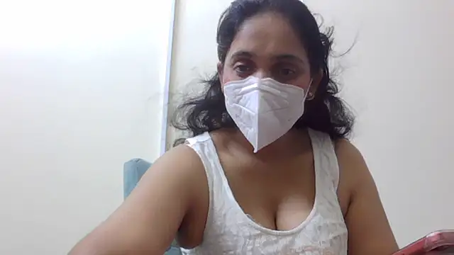 Snapshot of shainiasha1 chatting on 07.13.26 shainiasha1 online show from 07.13.26