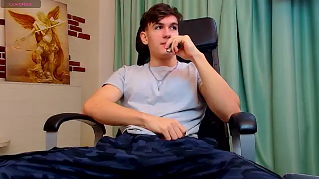 BradyFlint online show from 02.07.26