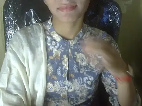 Shezi N online show from 11.05.25