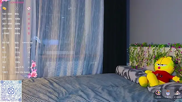 TinyMollys online show from 01.10.26