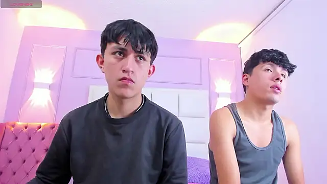 hoot booys  online show from 03.19.26