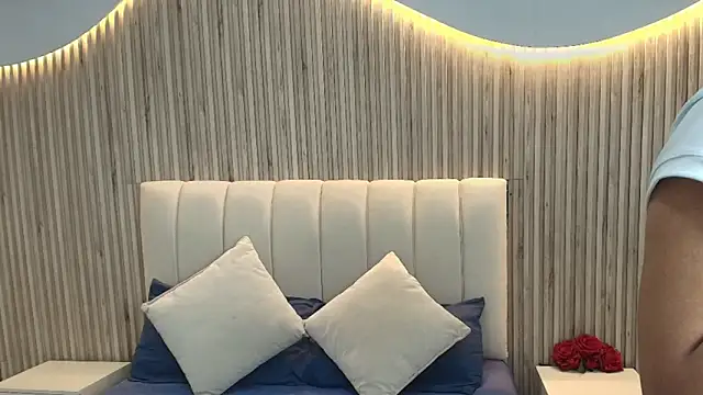 Aziz daud online show from 10.28.25