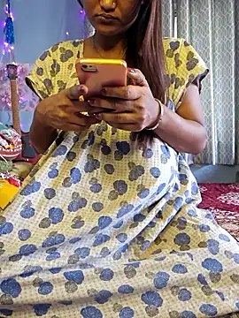 Snapshot of Desi_Maya69 chatting on 06.06.26 Desi Maya69 online show from 06.06.26