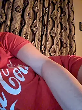 Ariana381 online show from 11.22.25