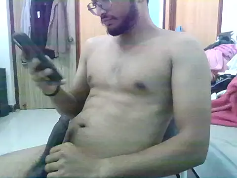 Snapshot of ramsy1982 chatting on 10.28.25 ramsy1982 online show from 10.28.25