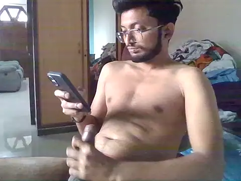 Snapshot of ramsy1982 chatting on 11.08.25 ramsy1982 online show from 11.08.25