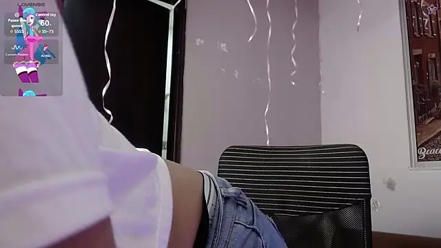 Snapshot of miel_alisha chatting on 05.27.26 miel alisha online show from 05.27.26