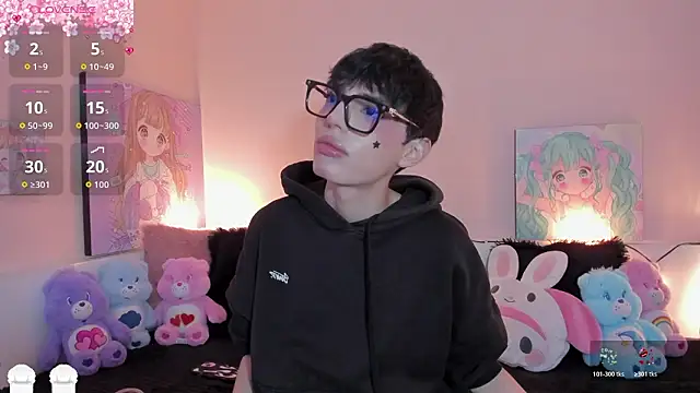 Strawberry Kitty  online show from 02.15.26