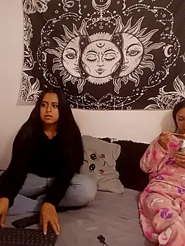 emily n abby online show from 03.20.26