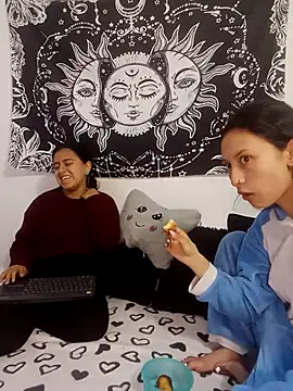 emily n abby online show from 03.30.26