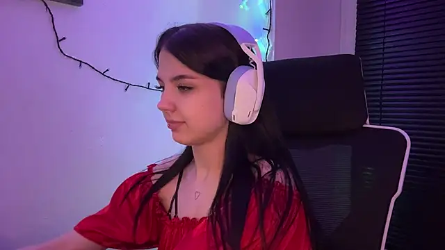 Snapshot of HanaMantanaDell chatting on 02.20.26 HanaMantanaDell online show from 02.20.26