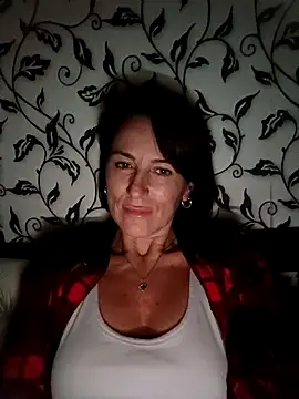 Snapshot of Luna_7777 chatting on 10.19.25 Luna 7777 online show from 10.19.25