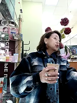 Luna 7777 online show from 03.18.26