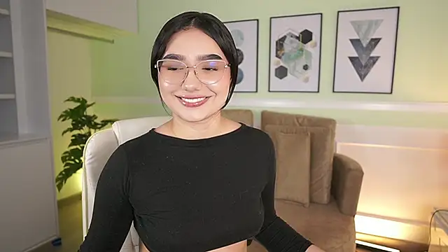 EmilyTurneer online show from 11.21.25