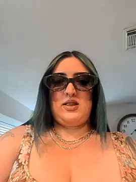 Snapshot of ImKatMeow chatting on 04.25.26 ImKatMeow online show from 04.25.26