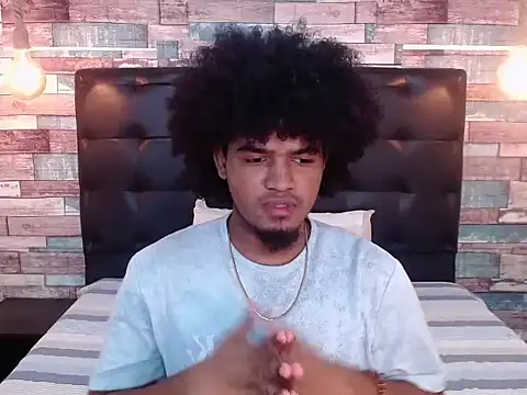 Snapshot of JaicobJones chatting on 10.18.25 JaicobJones online show from 10.18.25