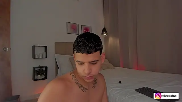 Little Emma 11 online show from 01.12.26