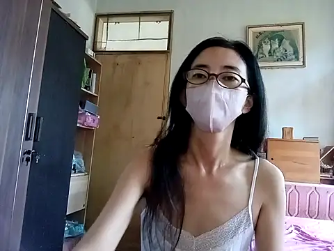 princessD077 online show from 10.23.25