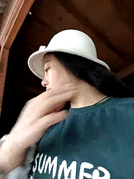 Snapshot of Sinhlinh2020 chatting on 02.07.26 Sinhlinh2020 online show from 02.07.26