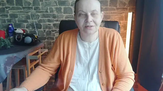 Diamond Bite online show from 11.29.25